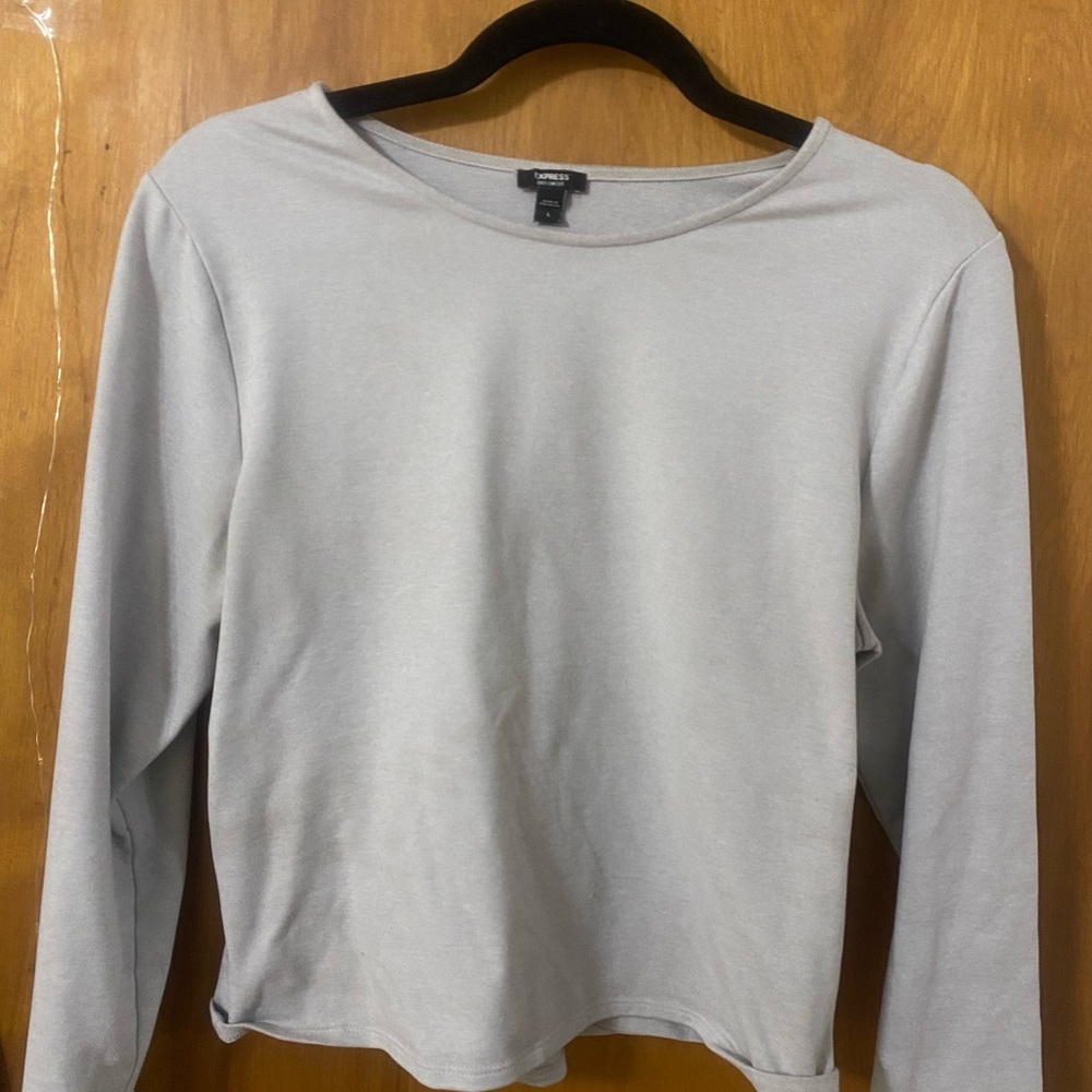 Express Light Gray Long Sleeve Tee